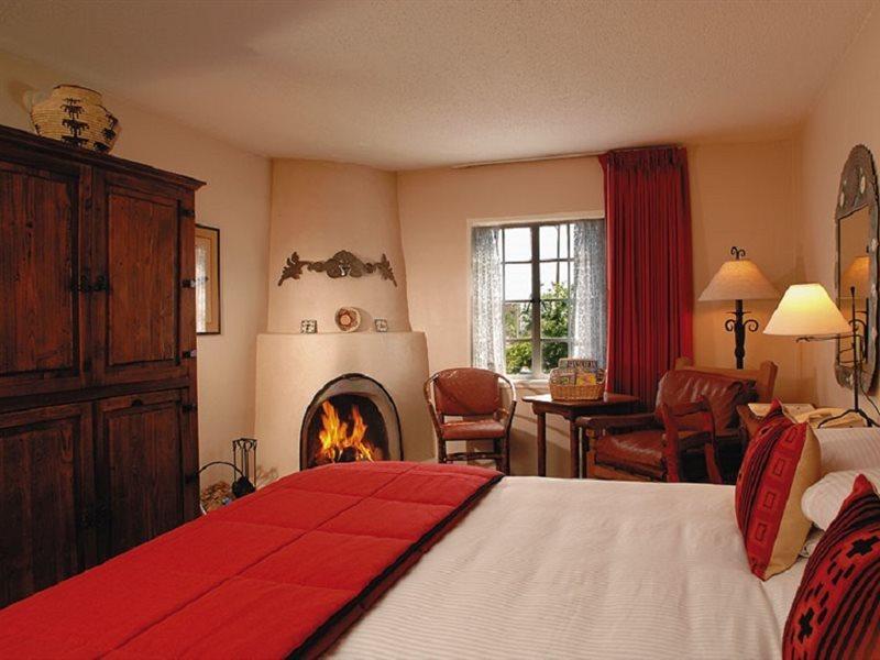 Hotel Of The Governors 4*