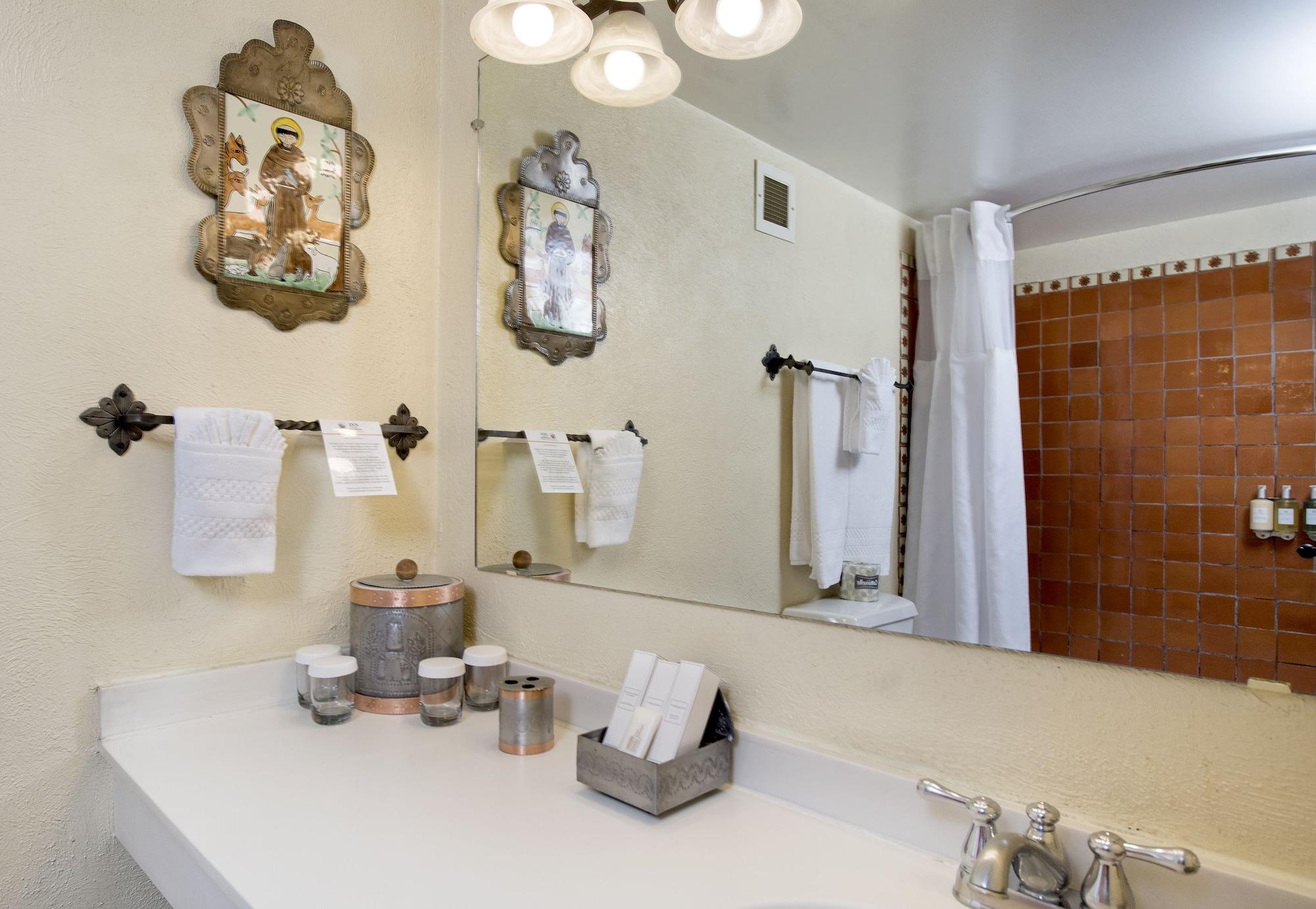 Hotel Of The Governors 4*