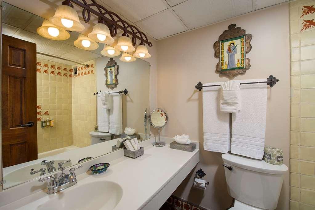 Hotel Of The Governors 4*